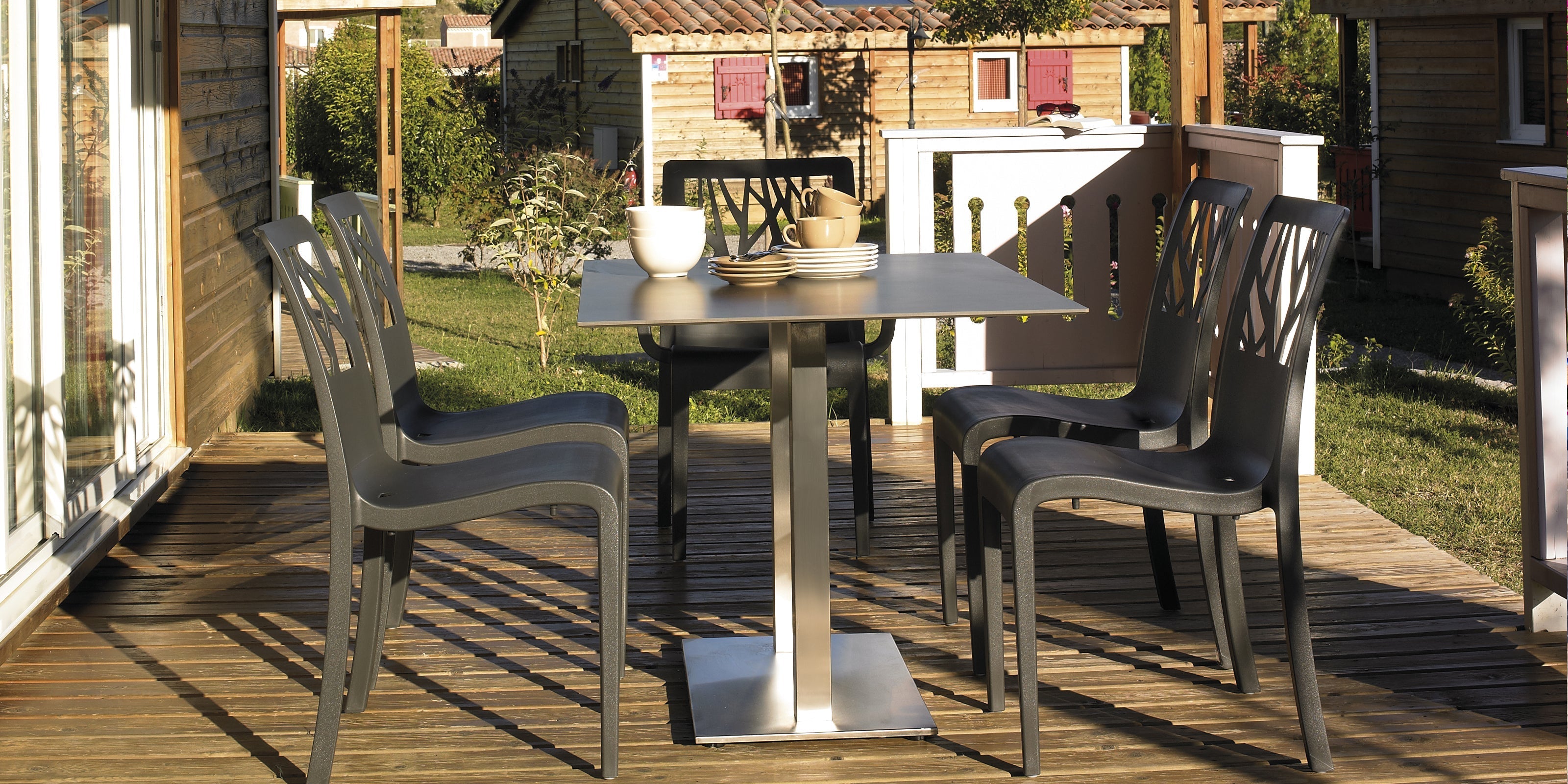 Mobilier extérieur pour campings : comment bien le choisir ?