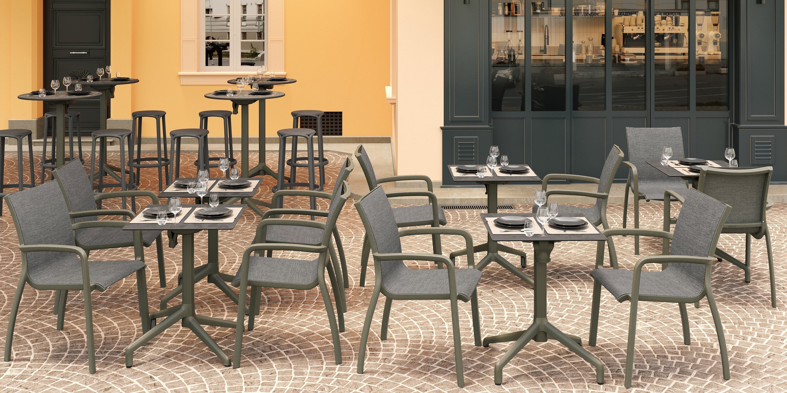 Mobilier extérieur éco-responsable : un atout pour les hôtels et restaurants engagés en 2025