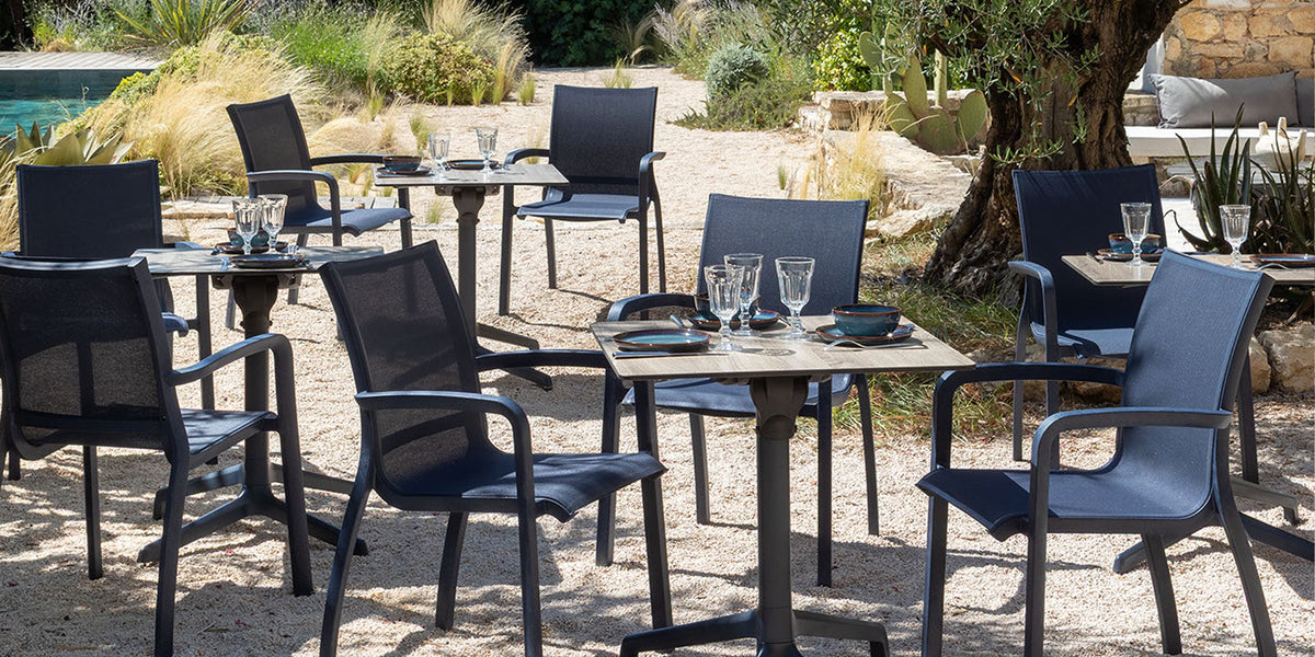 Tables complètes rabattables