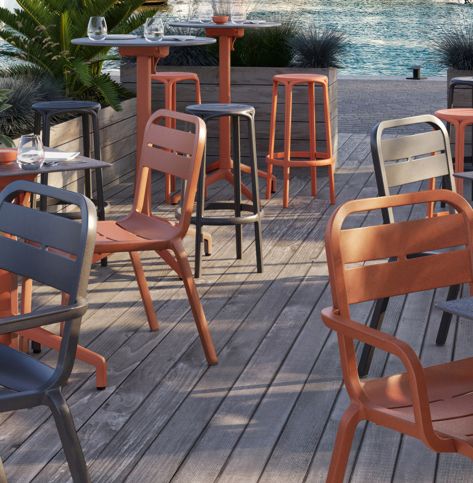 How to arrange a restaurant terrace?