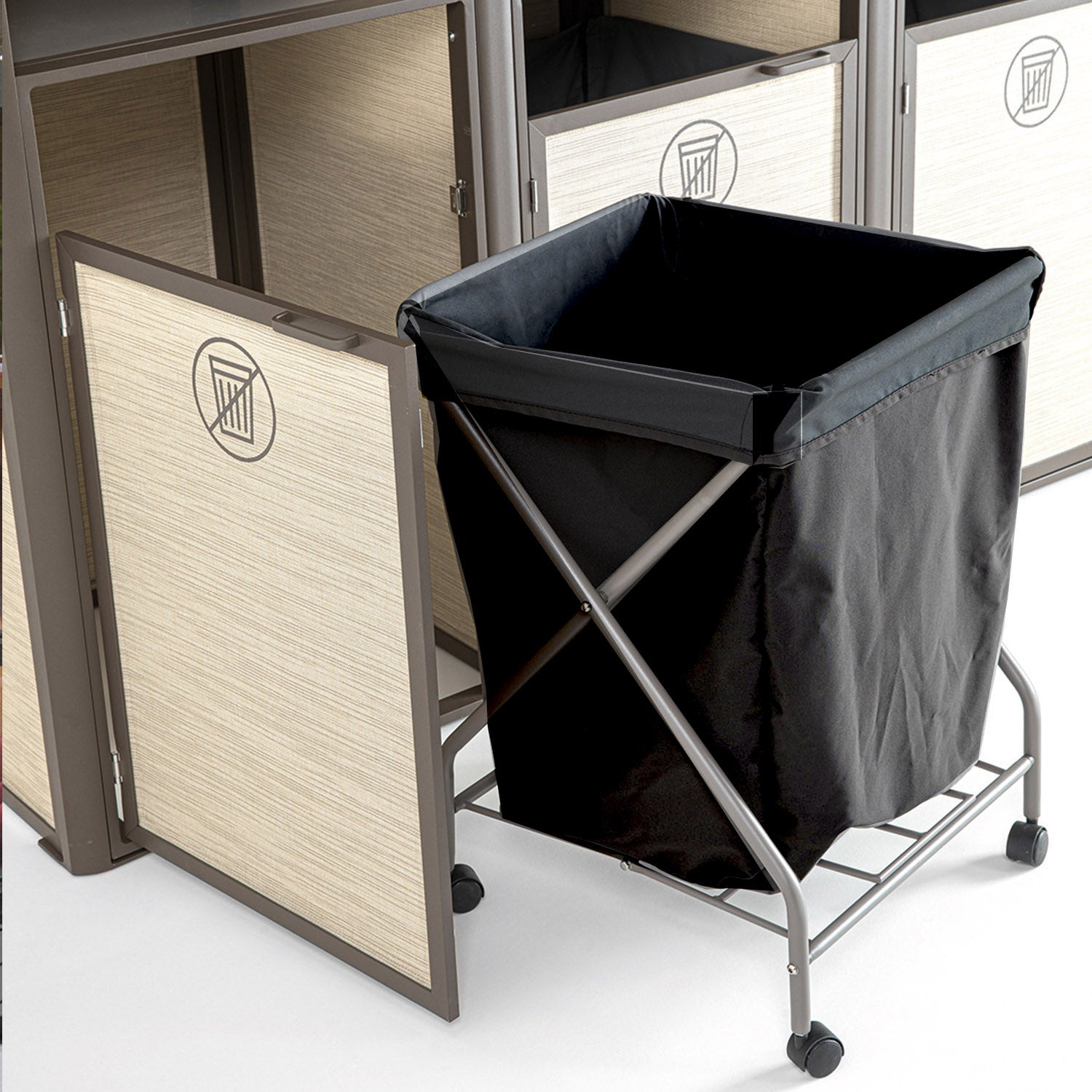 Panière à linge Sunset Towel Valet